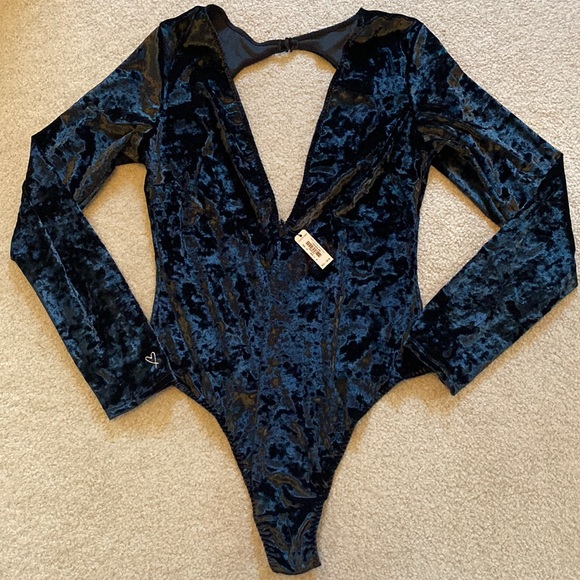 Victoria's Secret Tops - NWT Victoria’s Secret velvet body suit